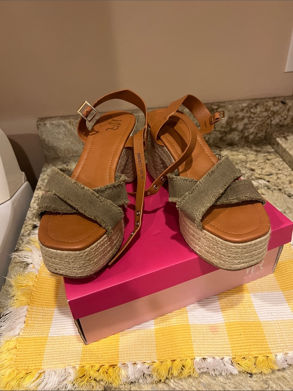 New with Tags NR Not Rated NANA KHAKI Heels